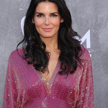 Angie Harmon - Nude and Event Awards Collection in angieharmon_uk_3202769874311927312_3580489804.jpg - hidden celebrity photo